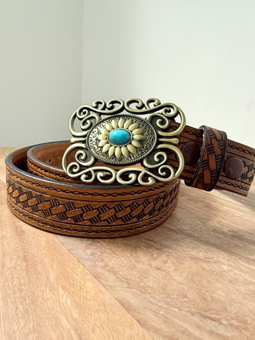 VINTAGE Western Basketweave Tooled Leather Belt Ornate Turquoise Buckle 44